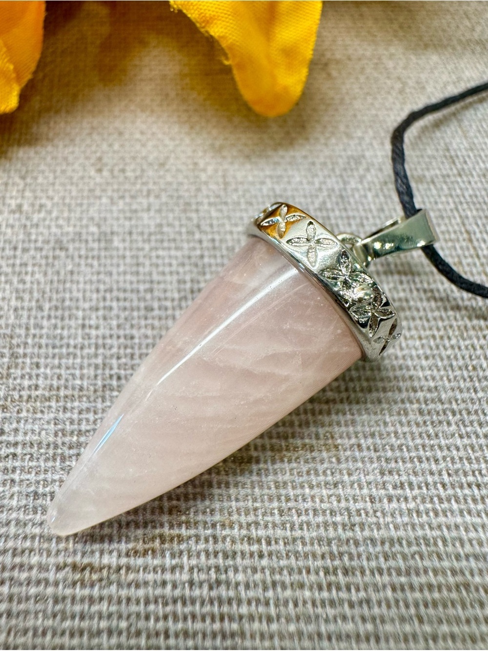 New Natural Rose Quartz Crystal Stone "Dragon's Tooth" Pendant Necklace